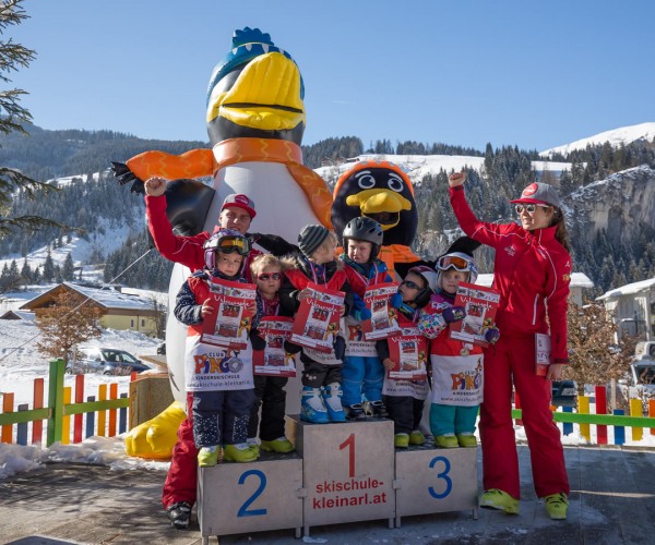 Siegerehrung nach einem erfolgreichen Skirennen in Kleinarl