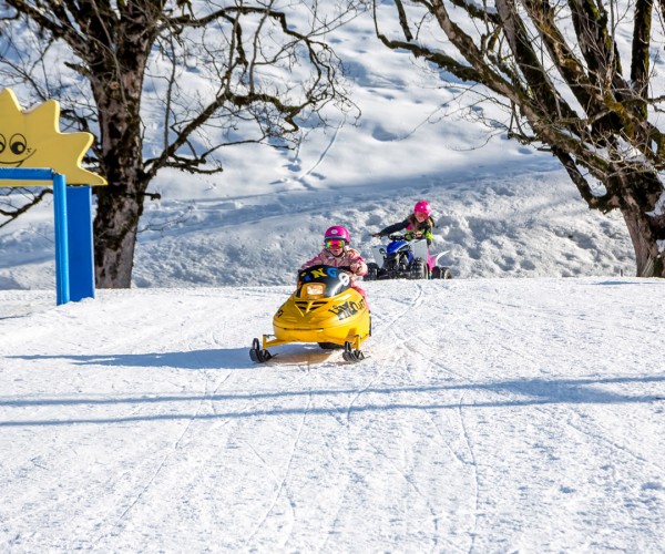 Skidoo fahren ist bei uns auch möglich!