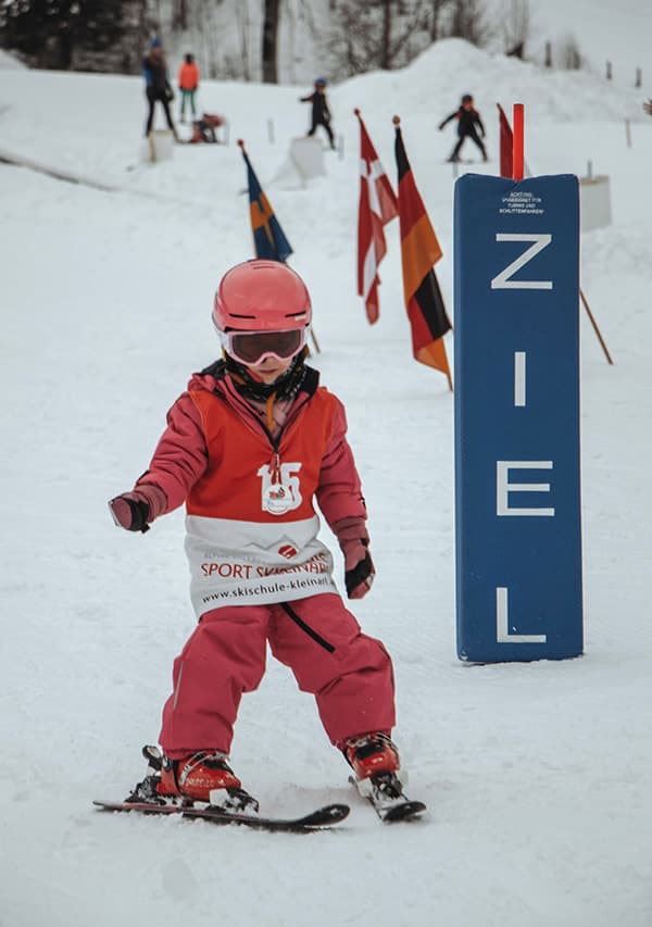 Pingos Kinderskischule Anfänger 4-13,9 Jahre